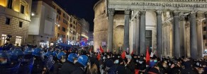 Rifondazione: manifestazione caricata e circondata a Roma