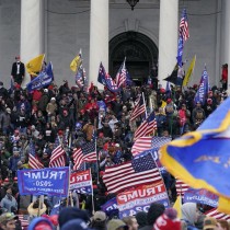 Rifondazione: Trump fascista ma è il modello USA che non funziona