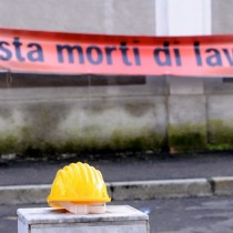 Morti sul lavoro – La verità nascosta dall’ipocrisia della politica e dei media