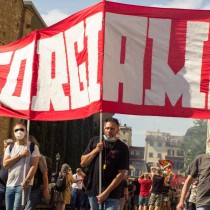 Rifondazione: con le lavoratrici e i lavoratori della GKN colpiti dai licenziamenti