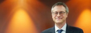 RIFONDAZIONE: BONOMI DIFENDE DELOCALIZZAZIONI, ORLANDO COME AL SOLITO OBBEDIRA’