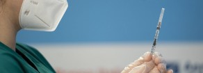 ACERBO (PRC-SE): TAMPONI GRATIS NON VANNO CONTRAPPOSTI A VACCINI, ANCHE VACCINATI SI CONTAGIANO
