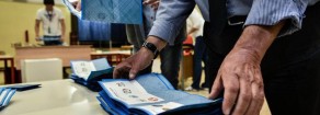 ACERBO (PRC-SE): LEGGE ELETTORALE, PD TRADISCE ELETTORI. LETTA COME MELONI