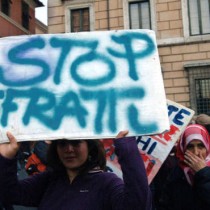Per il 2022 il governo regala 100 mila sfratti. Il diritto alla casa non si tocchi
