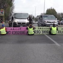 GOVERNO DRAGHI, DOPO LE MANGANELLATE AGLI STUDENTI ARRIVANO LE MANETTE CONTRO GLI ATTIVISTI NONVIOLENTI