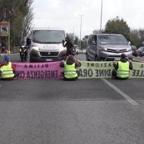 GOVERNO DRAGHI, DOPO LE MANGANELLATE AGLI STUDENTI ARRIVANO LE MANETTE  CONTRO GLI ATTIVISTI NONVIOLENTI