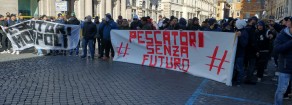 Rifondazione: giusta protesta pescatori, bloccare aumenti