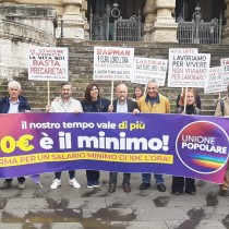 28/11 ROMA, UP CONSEGNA AL SENATO 70 MILA FIRME PER IL SALARIO MINIMO DI 10 € L’ORAH11: CONFERENZA STAMPA DAVANTI AL SENATO, PALAZZO MADAMA