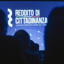 Autonomia differenziata e stop al reddito: così lo Stato si ritira dal Sud