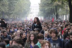 Domani in piazza con gli studenti contro questo governo che continua a fare regali alle scuole private