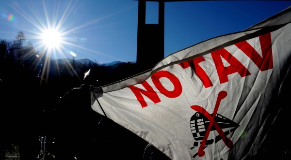 Manifestazione Popolo No Tav "La Liberazione di Venaus - La resistenza Continua"