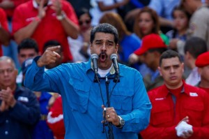 Venezuela: la ue in ginocchio da Trump. Vergogna !