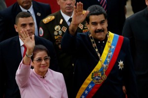 Nicolas Maduro con la oglie Cilia Flores