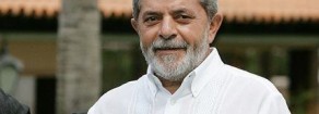 Lula: “Bolsonaro genocida. Io in campo per salvare il Brasile ridotto alla fame”