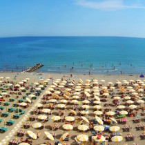 Acerbo (PRC-UP): giù le mani da spiagge libere, da Santanchè proposta oscena