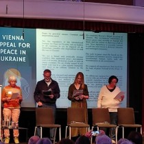 Da Vienna a Vilnius, il confronto a distanza fra forze di pace e di guerra